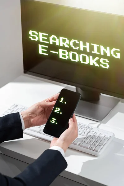 Señal Mostrando Buscando Booksquestion Internet Concept Buscando Literatura Línea Lectura —  Fotos de Stock
