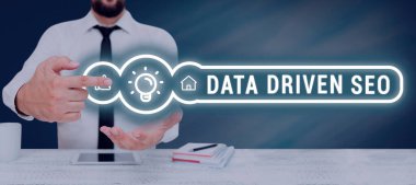 El yazısı metni Data Driven Seo, Business approach motor optimizasyon stratejileri web sitesi pazarlaması