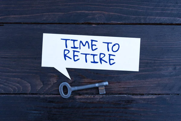 Hand Writing Sign Time Retire Word Written Take Pensioner Status — Stock Photo, Image