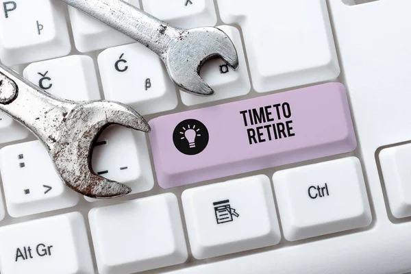 Text Caption Presenting Time Retire Concept Meaning Take Pensioner Status — Stock Photo, Image