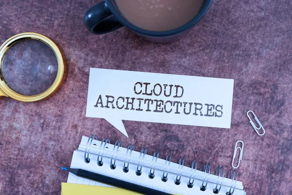 Legenda Conceitual Arquiteturas Nuvem Vários Softwares Bancos Dados Engenheiros Aplicações — Fotografia de Stock