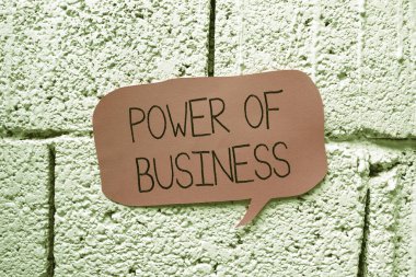 Ticaretin Gücü 'nü sunan metin başlığı hedeflere ulaşmak için yaşıtları etkileme yeteneği, iş vitrini hedeflere ulaşmak için yaşıtları etkileme yeteneği