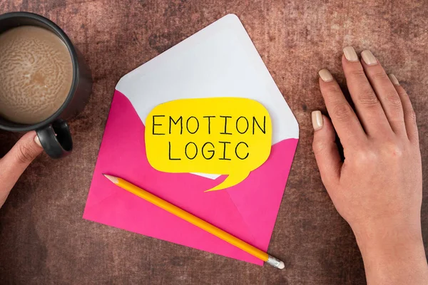 Textový Rukopis Emoční Logika Obchodní Přehled Srdce Nebo Mozek Duše — Stock fotografie