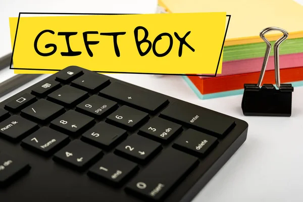Conceptual Display Gift Box Business Overview Ein Kleiner Cointainer Mit — Stockfoto