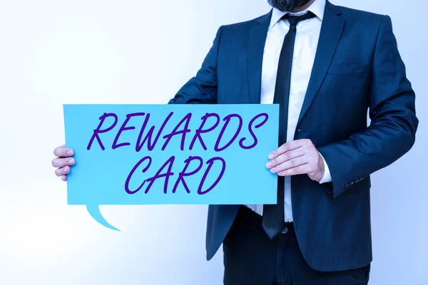 Escrevendo Exibindo Texto Rewards Card Conceito Que Significa Ajudar Ganhar — Fotografia de Stock
