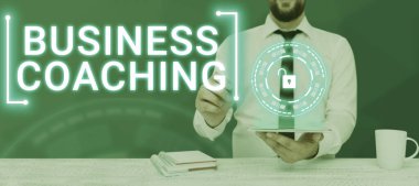 Metin İşletme Koçluğu çalışanları daha aktif hale getirmek, bir uzmana danışmak, Business showcase çalışanlarının bir uzmana danışmanlık yaparak daha aktif hale gelmesine yardımcı olmak.