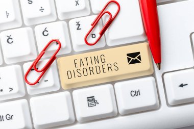 Psikolojik anormal beslenme alışkanlıklarının düzensizliğini gösteren mesaj işareti, bir dizi psikolojik anormal yemek alışkanlığını içeriyor.