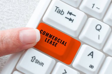 Ticari Leasereferler 'in kar elde etmek amacıyla binalara ya da arazilere ilhamı gösteren metin, iş genel görünümü kar elde etmek için tasarlanmış binalar veya arazilere atıfta bulunur.