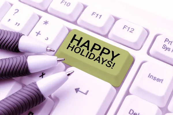 Концептуальний Підпис Happy Holidaysmade Короткий Шлях Групи Людей Задоволення Бізнес — стокове фото