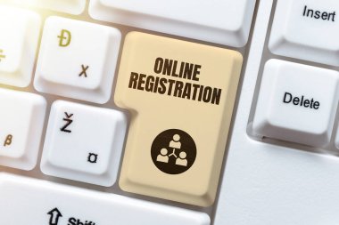 İnternet üzerinden bir etkinlik kulübüne üye olmak için metin çevrimiçi kayıt, iş yaklaşımı süreci yazılıyor