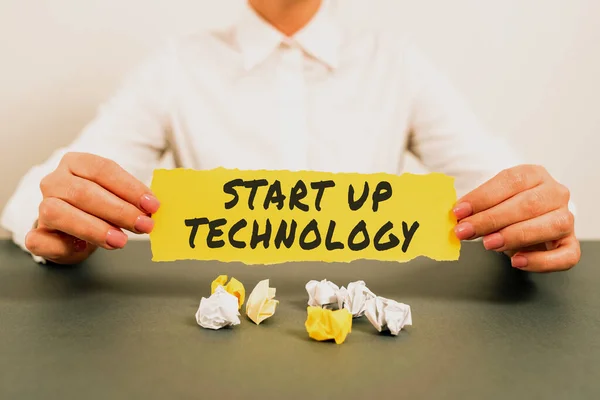 Inspiration Zeigt Zeichen Start Technologie Internet Konzept Junges Technisches Unternehmen — Stockfoto