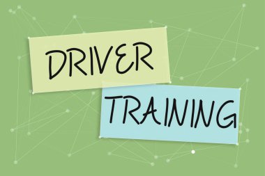 El yazısı metni sürücü eğitimi sürücü ehliyeti almak için yeni bir sürücü hazırlar, yeni bir sürücü belgesi almak için iş vitrini