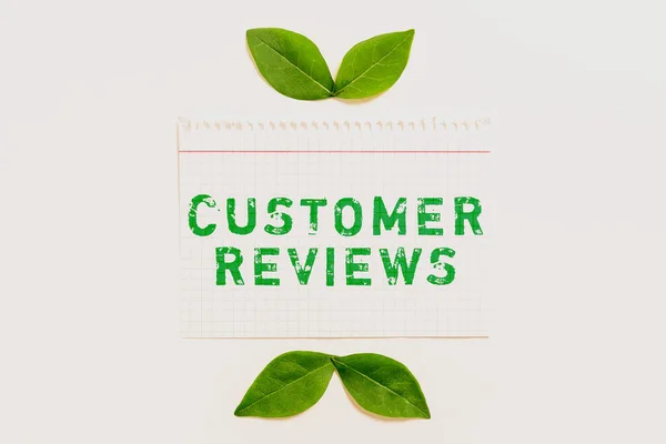 启发性标志顾客评审使用过的客户对产品或服务的评审 使用过的客户对产品或服务的业务概念评审 — 图库照片