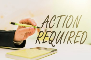 Metin Eylemi 'ni görüntülemek için kişinin konumundan dolayı bir eylem, iş konsepti gereklidir. Konumundan dolayı bir eylem söz konusudur.