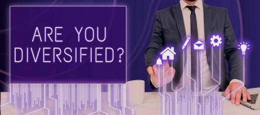 Metin işareti, Soruyu, İş Konseptini, Farklı Karışık Yüzlü Kişiyi Çeşitlendirdin mi?