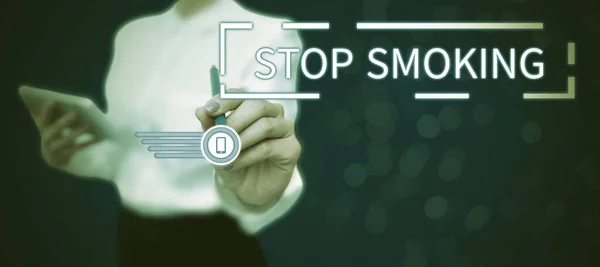 Legenda Texto Apresentando Stop Smoking Word Escrito Descontinuar Parar Uso — Fotografia de Stock