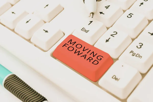 Sign Displaying Moving Foward Business Overview Point Move Going Ahead — Stock Photo, Image