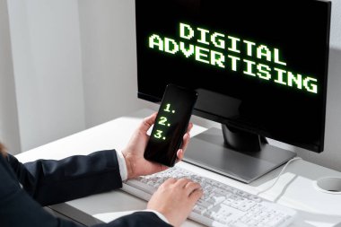 El yazısı işareti Dijital Reklamcılık, Çevrimiçi Pazarlama Sözcüğü Tanıtım Mesajları Kampanyası