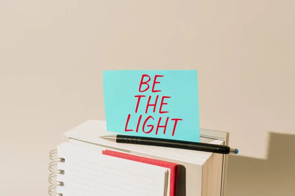 Scrivere Visualizzando Testo Light Business Idea Illuminare Altri Mostrando Con — Foto Stock