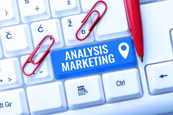 Handschrifttekst Analyse Marketingkwantitatieve Kwalitatieve Beoordeling Van Een Markt Conceptuele Foto — Stockfoto