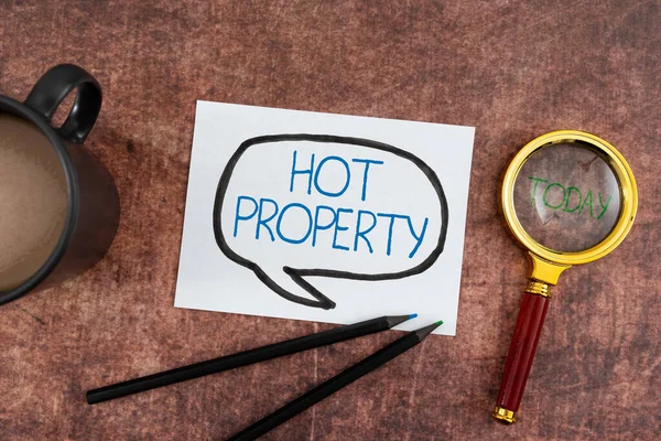 Logga Visar Hot Property Affärsöversikt Något Som Eftertraktat Eller Kraftigt — Stockfoto