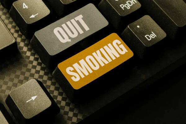 Sign Displaying Quit Smoking Word Written Discontinuing Stopping Use Tobacco — Stock Photo, Image