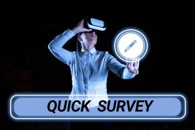 Kavramsal görüntüleme Hızlı İnceleme, İş konsepti Bir şeyin koşullu değer durumu üzerinde hızlı kontrol