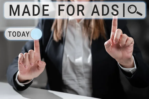 Концептуальный Заголовок Made Ads Internet Concept Marketing Strategies Designs Campaign — стоковое фото