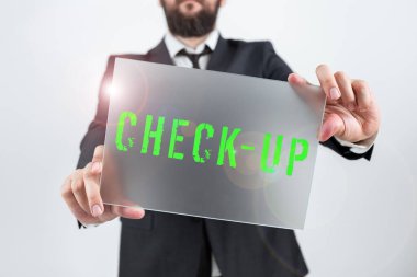 İncelemelerle yapılan sağlık kontrolü, konsept fotoğraf veya klinik muayeneyi gösteren ilham.