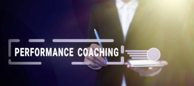 Performans Koçluğu, İnternet Konsepti İyi ve Kötü 'nün Kalkınma Noktasını Kolaylaştırır