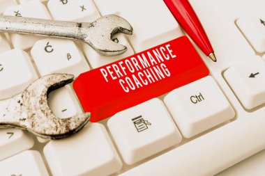 Performans Koçluğu, İnternet Konsepti 'ni gösteren metin işareti İyi ve Kötü' yü Kalkınma Noktasından Çıkarma Kolaylaştırır