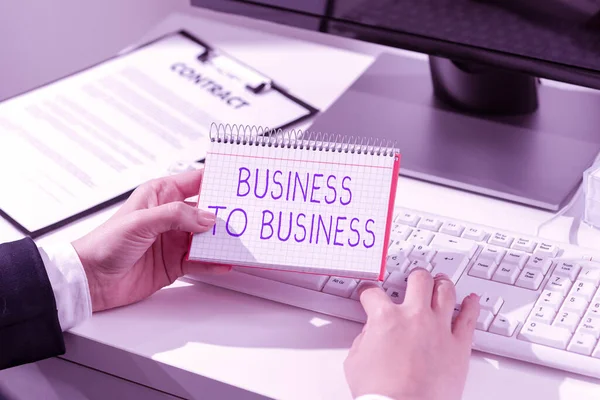 Textschild Mit Business Business Geschäftsidee Geschäftstransaktionen Zwischen Zwei Unternehmen — Stockfoto