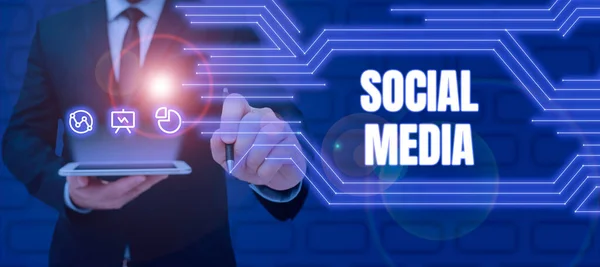 Tekst Pokazujący Inspirację Social Media Business Approach Kanał Komunikacji Online — Zdjęcie stockowe