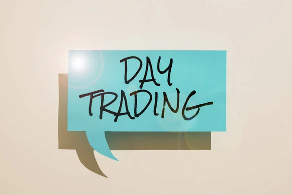 Texto Que Mostra Inspiração Day Trading Business Mostra Títulos Especificamente — Fotografia de Stock