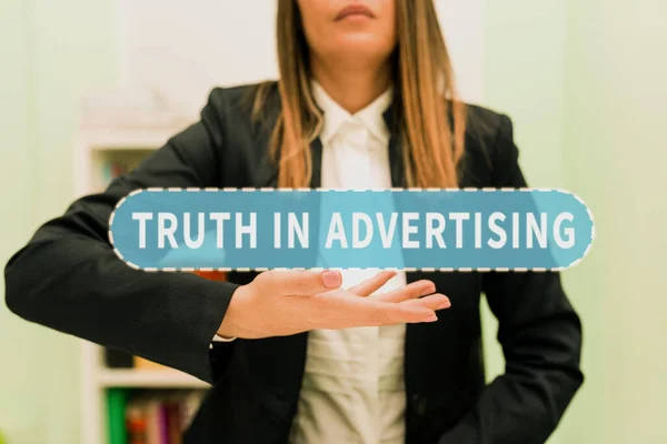 广告中的概念标题真理 概念意义实践诚实的广告宣传 — 图库照片
