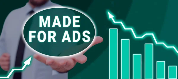 Концептуальный Дисплей Made Ads Word Marketing Strategies Designs Campaign Promotionals — стоковое фото