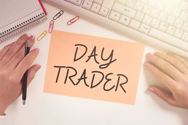 Exibição Conceitual Day Trader Business Approach Uma Pessoa Que Compra — Fotografia de Stock