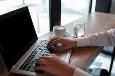 İnternetteki Ofis Toplantısı, Okul Video Konferansı, Uzaktan Çalışan Fikirler