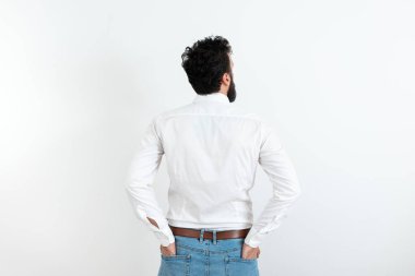 Adam Geriye Doğru Duruyor Yeni Harika Fikirlerle Geliyor.