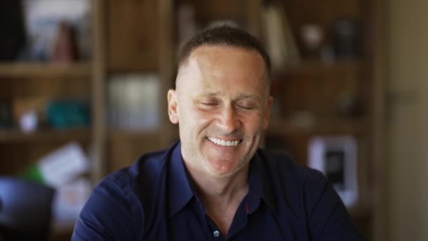 Adult Man Stubble Black Shirt Sitts Cafe Smiling Posing Camera — Stock videók