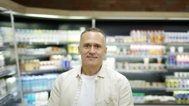 Portrait Elderly Shop Visitor Man Puts His Hands His Chest — Stock Video