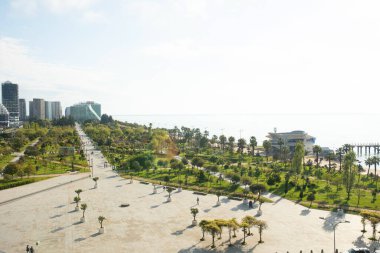 Şehir Parkı yaz aylarında güzel görünümü