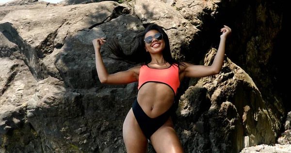 Beautiful Fit Playful Black Woman Bikini Volcanic Beach — ストック写真