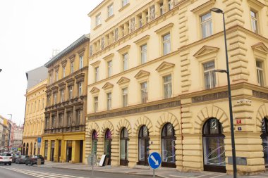 Prag, Çek Cumhuriyeti - 08 Ekim 2022: Çek Cumhuriyeti 'nin başkenti ve en büyük şehri olan Prag' ın eski merkezine bakın.