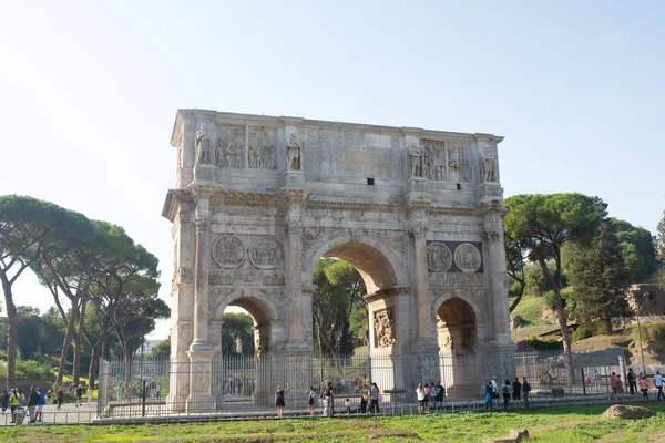 Rom Italien 2022 Konstantinbogen Rom Italien Antikes Berühmtes Wahrzeichen Touristenattraktion — Stockfoto