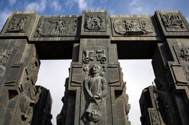 TBILISI, GEORGIA - 22 Eylül 2021: Gürcistan Anıtı Tsereteli, Tbisili, Gürcistan