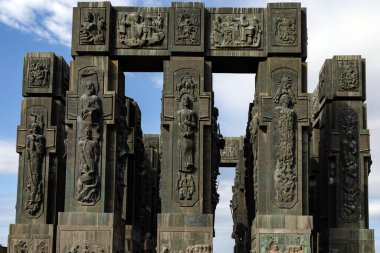 TBILISI, GEORGIA - 22 Eylül 2021: Gürcistan Anıtı Tsereteli, Tbisili, Gürcistan