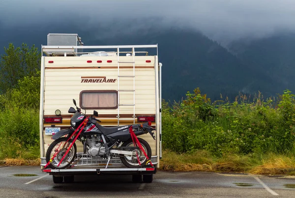 Tourism Camper Van Campsite Nature Travel Renting Vehicle Vacation Vanlife — Stockfoto