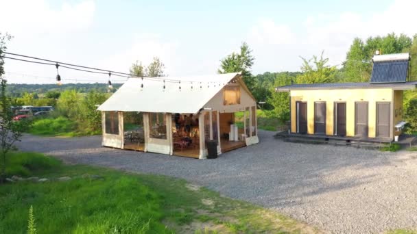 Mogylivka Ukraine August 2022 Budget Glamping Family Outdoor Recreation Glamping — Stok video