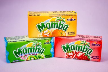 Kaliningrad, Rusya, 24.02.2022: Mamba lezzetli tatlılar, yakın plan.